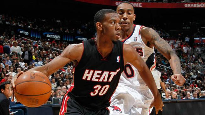 Heats ganan sin James y Wade