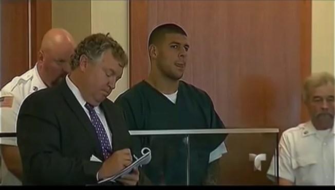 Se complica caso de Aarón Hernández