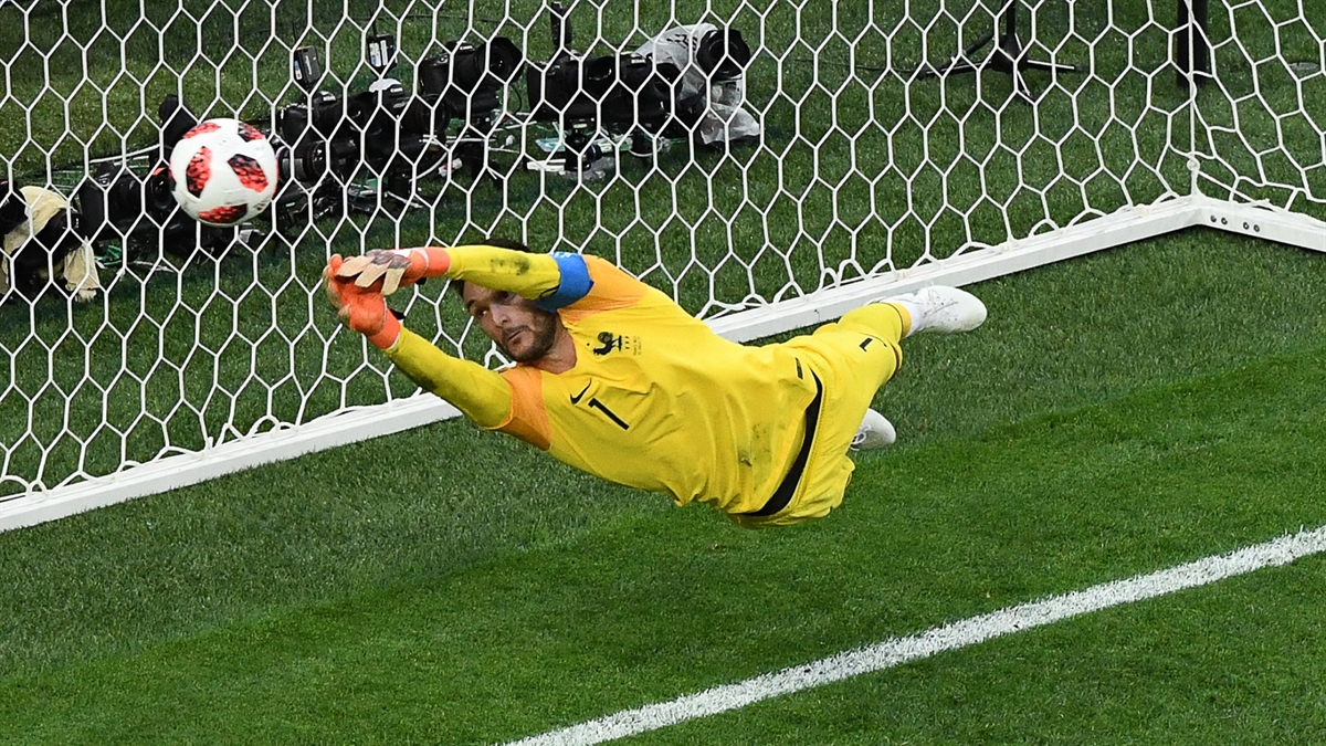 Las grandes atajadas de las semifinales de la Copa Mundial de la ...